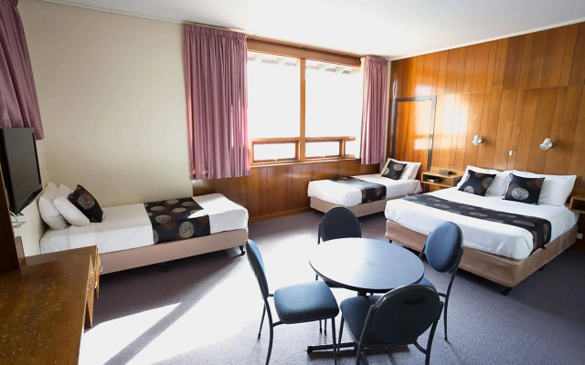 Black Buffalo Hotel