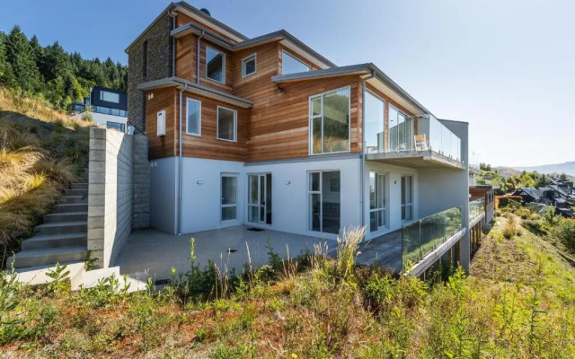 Alpine Retreat - Panoramic Views