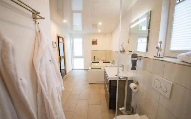 Holiday home with sauna and jacuzzi in BALTIC VILLAGE