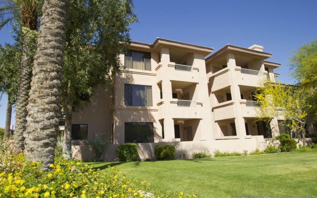 Hilton Vacation Club Scottsdale Links Resort in Scottsdale, United
