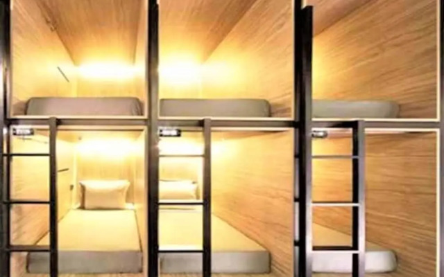 Capsleep Cihampelas - Hostel