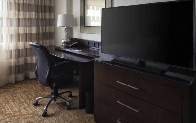 Minneapolis Marriott Northwest Hotel & Conference Center