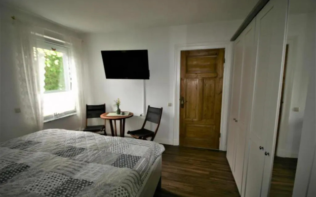 Haus zur Eiche 1