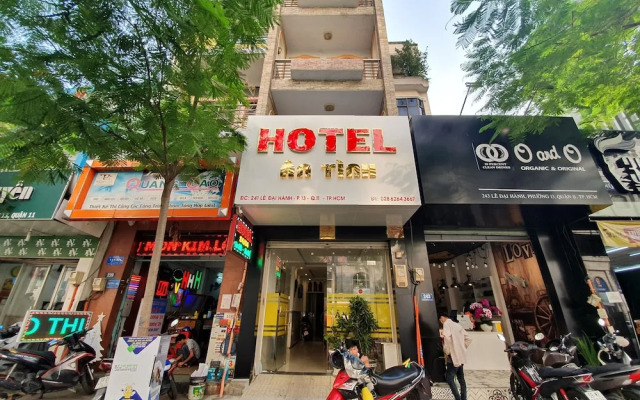 hotelImage