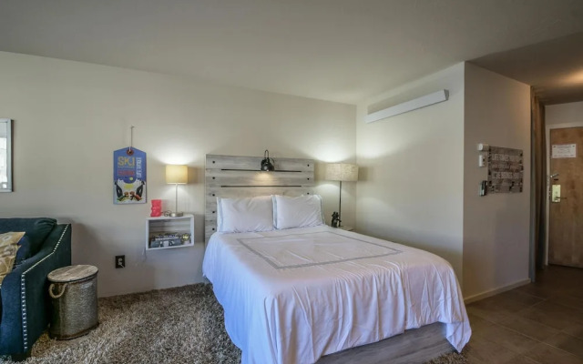 Edgewater 1436