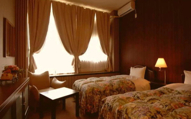 Hotel Ra Kuun