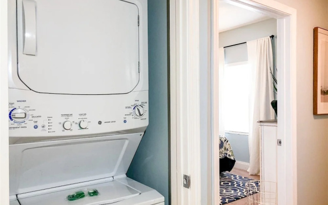 Laketown Wharf 802