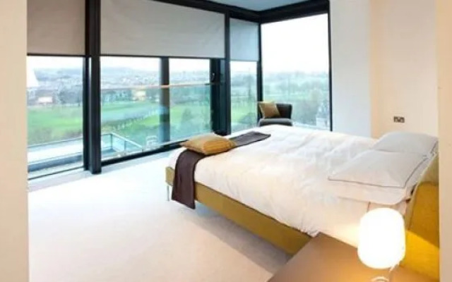 Q Suites