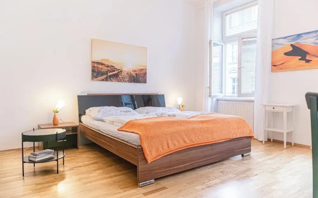 Cozy 2BR Apt Near Vienna Center