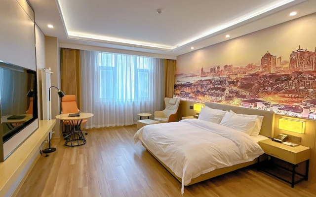Joy Fall Hotel