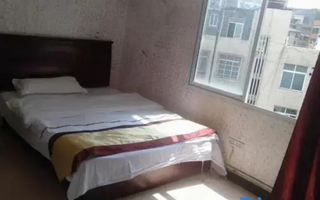Zhenxiongyuanju Hotel