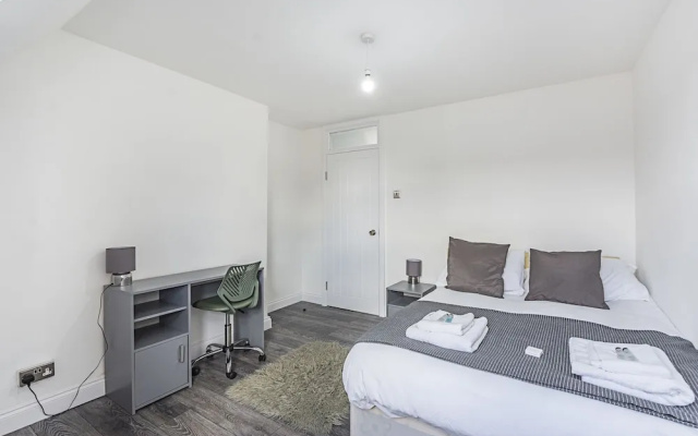 Hackney Central Modern Apartment