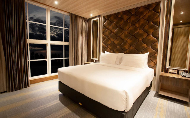 Avery De’Grand City Hotel Bandung
