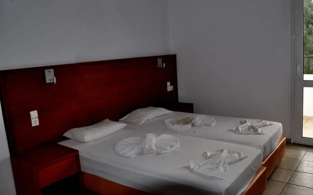 Haris Apartments