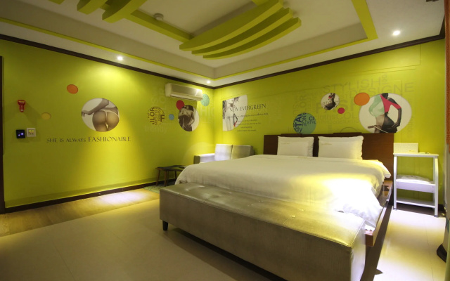 Hotel New Evergreen