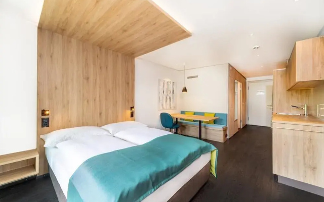 Hotel Sleep & Stay