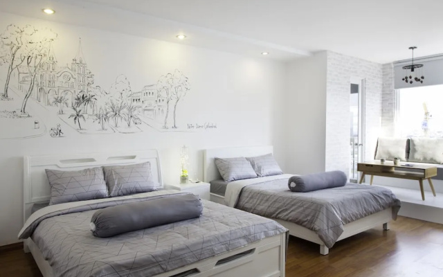 Le Soleil Central River View 3BR Apartment