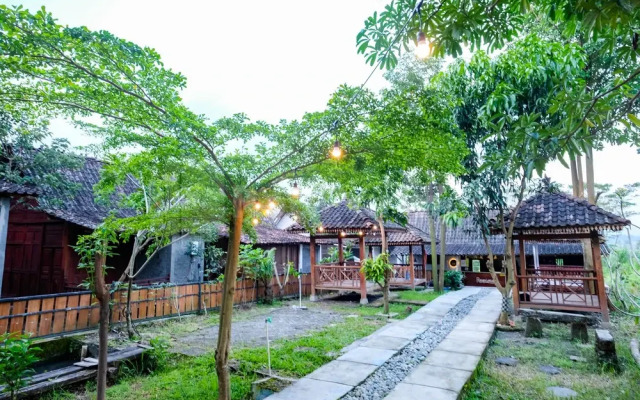Pondok Daun D Martin Mitra RedDoorz near UMY