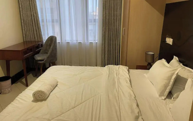 1 Bed Apt Sleeps 2 - Indoor Pool - Enclosed Garden