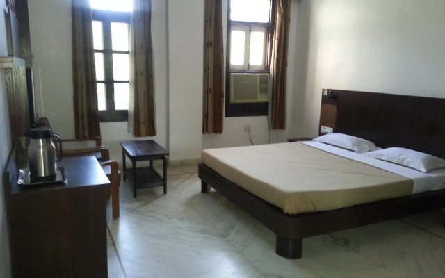 Hotel Garden View Nathdwara Pure Veg