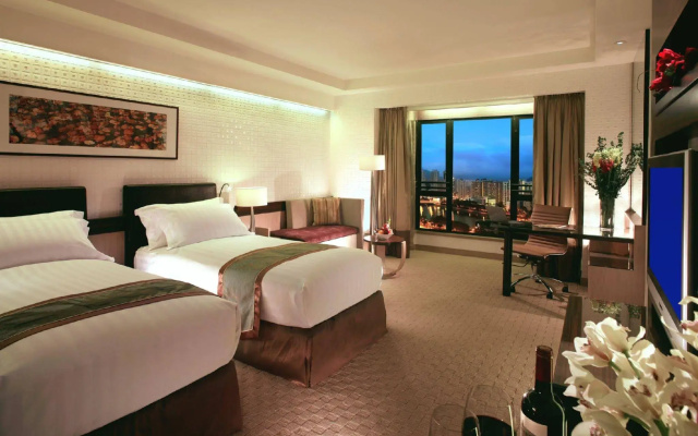 Royal Park Hotel