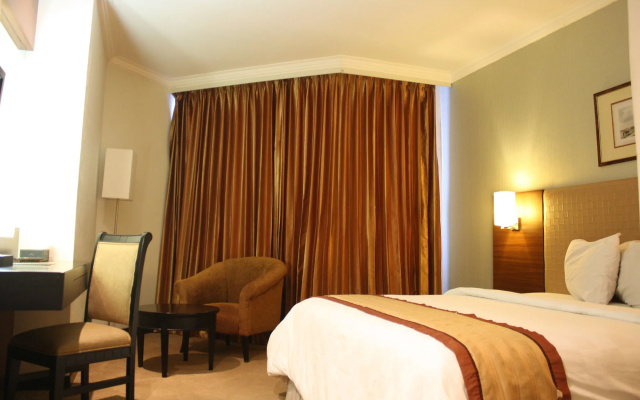 Almadera Hotel Makassar