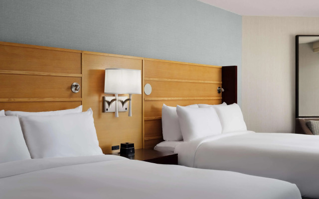 Sonesta Redondo Beach & Marina