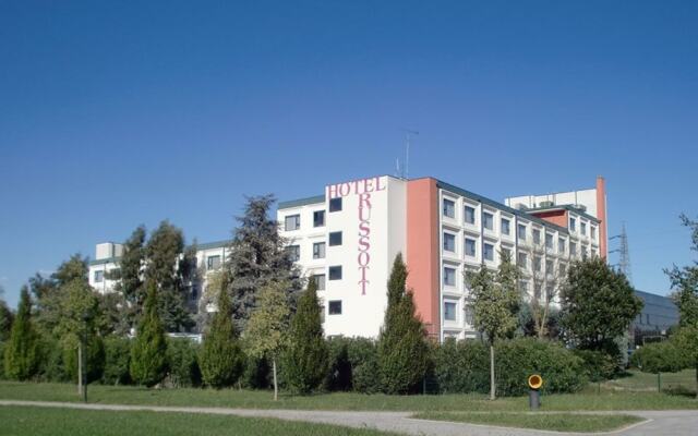 Russott Hotel вид на фасад