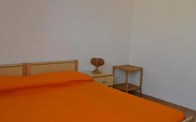 Cosy Apartment Near The Beach With Balcony - Pets Allowed