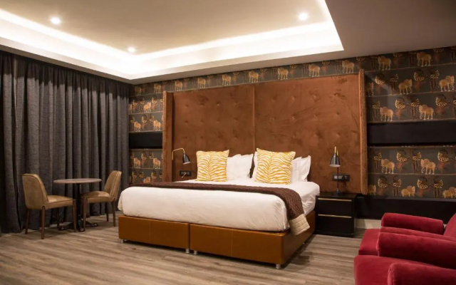 Mgb Hotel at 2ten
