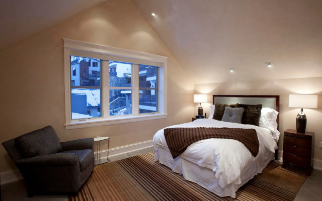 Element 52, Auberge Collection
