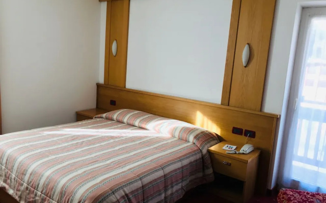 Hotel Santoni