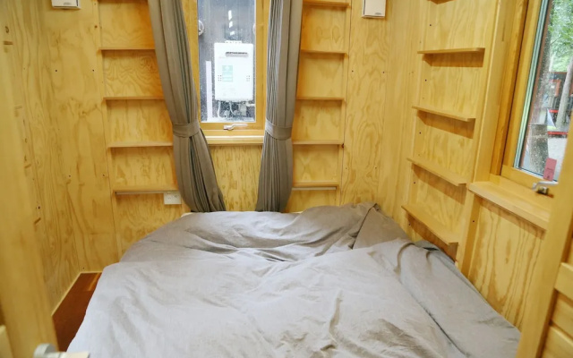 Qooneltas Container House In The Forest