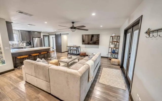 NEW! Beachy Lake Havasu Getaway