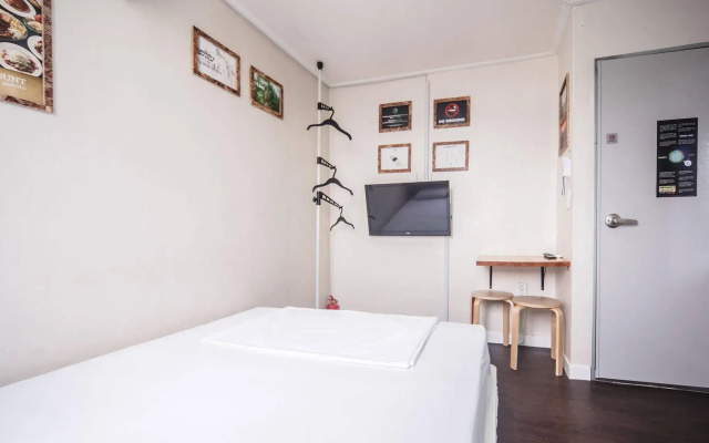 H HOSTEL Itaewon