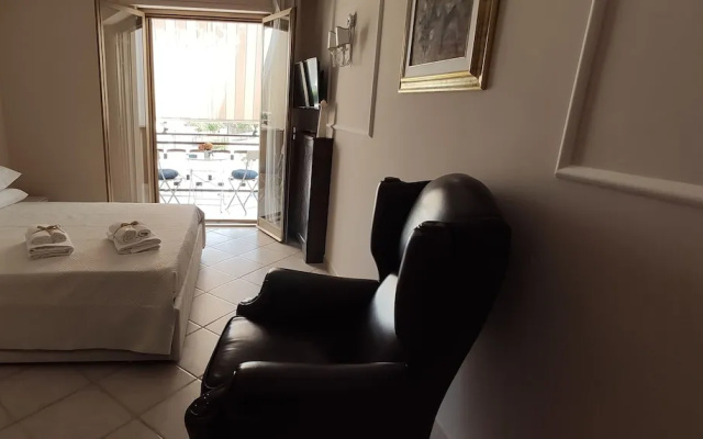 Gioia Rooms