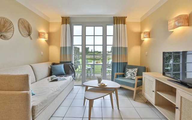 Bourgenay Flat Near Coastal Slopes