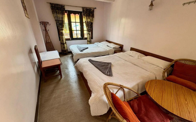 Monkey Temple Homestay