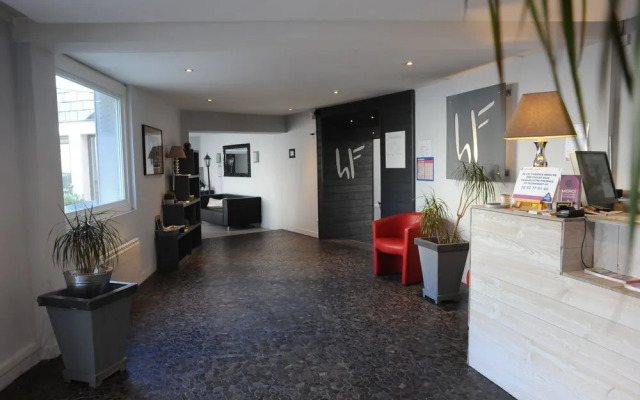 Hôtel AKENA HF