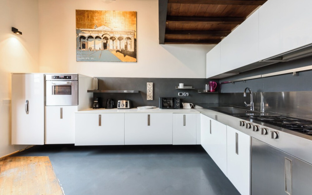 Rustic-Chic Loft by the Duomo