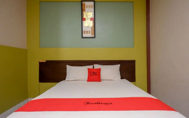 RedDoorz Syariah @ Hotel Wisma Indonesia Kendari