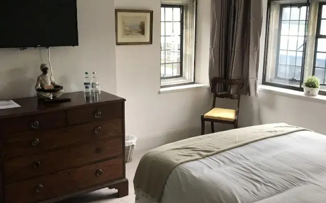 Bankes Arms Hotel