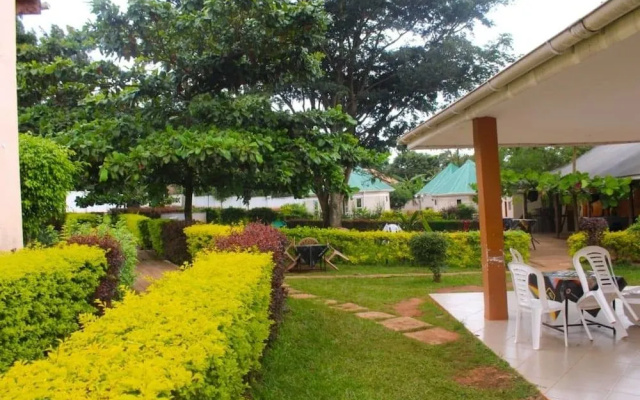 Lyden Cottages