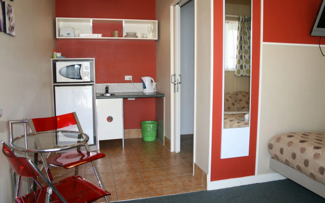 Astray Motel