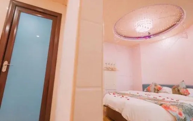Orange Hotel