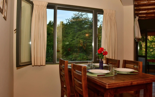Aparts La Balconada by DOT Suites