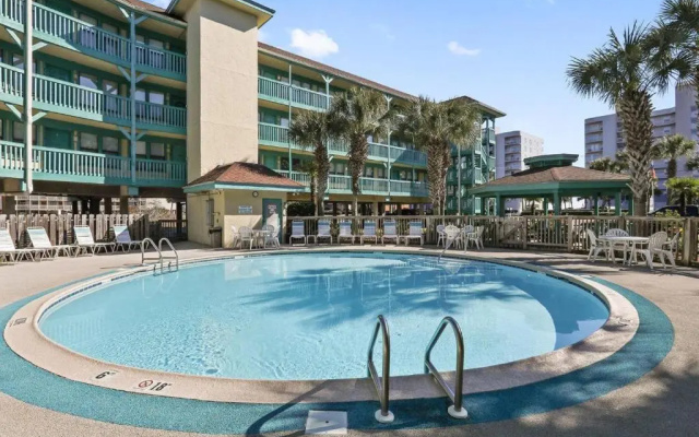 Sea Breeze #305 by Southern Vacation Rentals