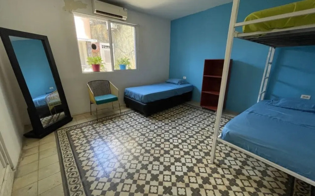 Barajas House