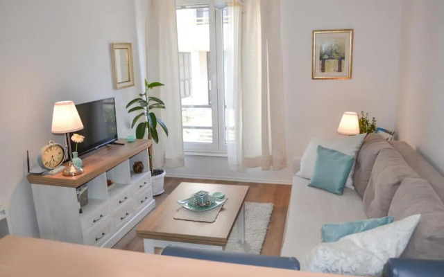 Happy Apartments
