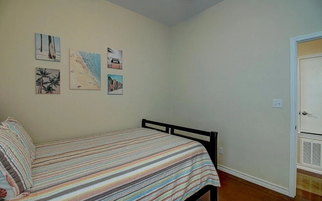 Blue Pelican 3 Bedroom Townhouse by Redawning